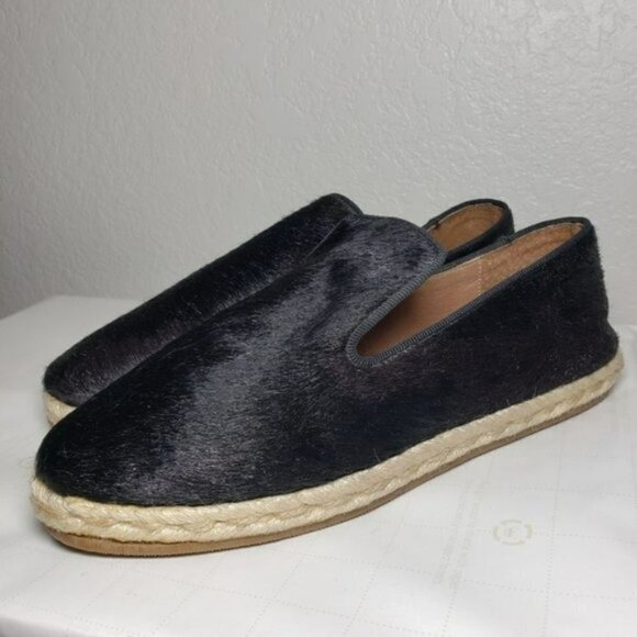 Paruolo Black Closed Toe Textured Flats Sz 8 - Picture 3 of 11